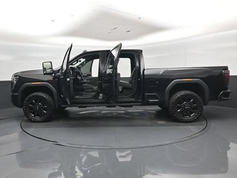 Used 2024 GMC Sierra 2500 AT4 w/ AT4 Premium Plus Package AWD/4WD image 56