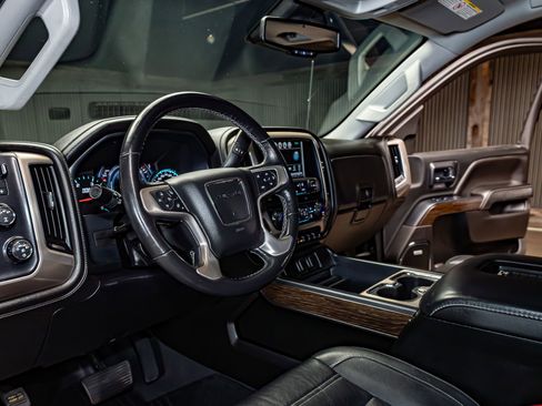 Used 2019 GMC Sierra 2500 Denali w/ Duramax Plus Package image 14