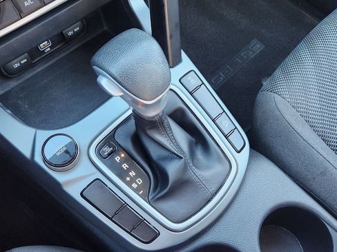 Certified 2021 Kia Seltos LX image 19