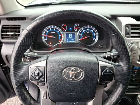 Used 2016 Toyota 4Runner Limited image 20