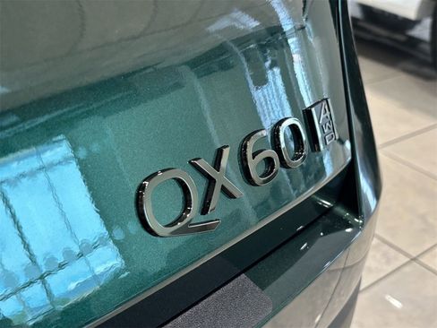 New 2026 INFINITI QX60 Autograph w/ Dark Cargo Package image 25