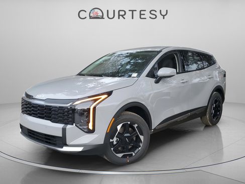 New 2026 Kia Sportage S image 1