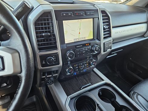 Used 2021 Ford F350 Lariat w/ Lariat Ultimate Package AWD/4WD image 21