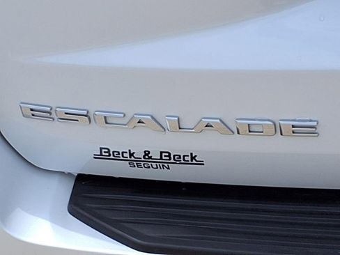 Used 2025 Cadillac Escalade Premium Luxury Platinum image 10