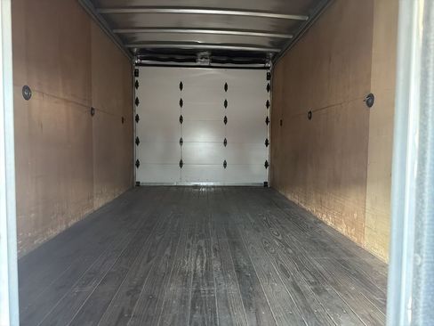 Used 2018 Chevrolet Express 3500 Extended w/ Power Convenience Package RWD image 21
