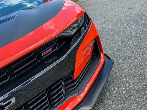 Used 2019 Chevrolet Camaro SS RWD image 12