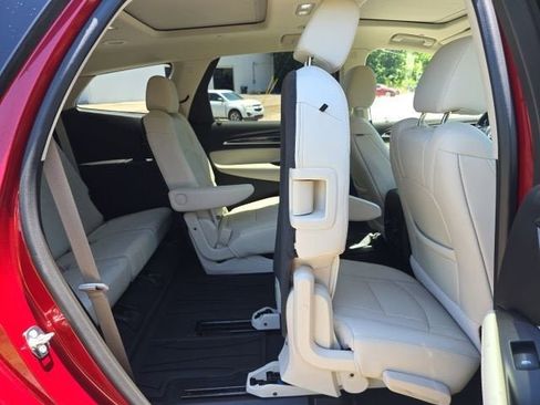 Used 2023 Buick Enclave Premium w/ Experience Buick Package FWD image 36
