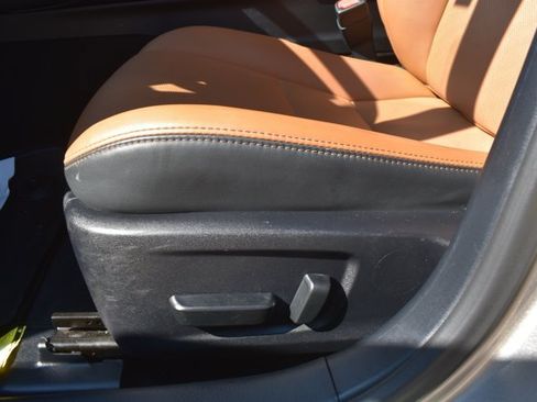 Used 2023 Lexus IS 300 w/ Comfort Package RWD image 13