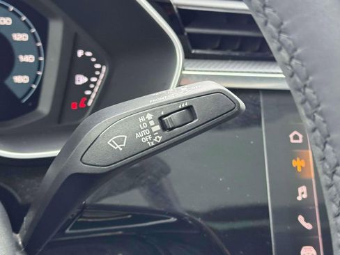 Used 2025 Audi Q3 2.0T Premium w/ Convenience Package image 26