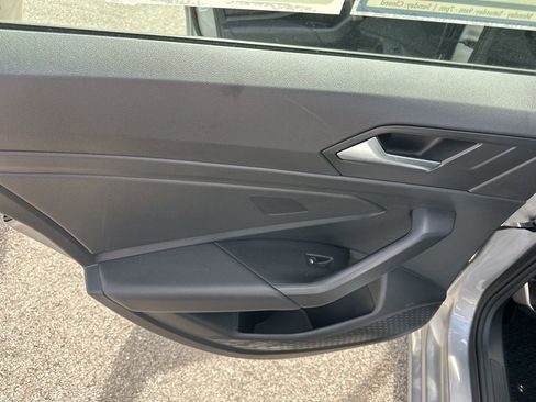 Used 2019 Volkswagen Jetta SEL w/ Cold Weather Package image 24