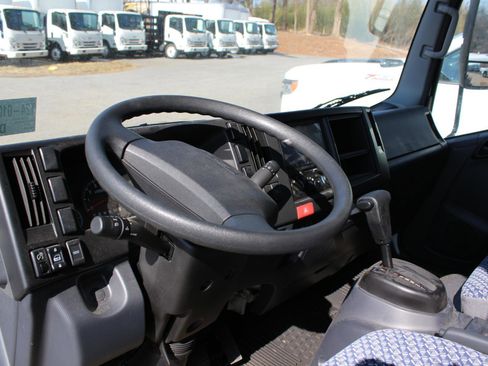 New 2024 Chevrolet Low Cab Forward image 11