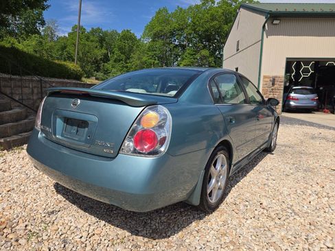 Used 2003 Nissan Altima 3.5 SE FWD image 6