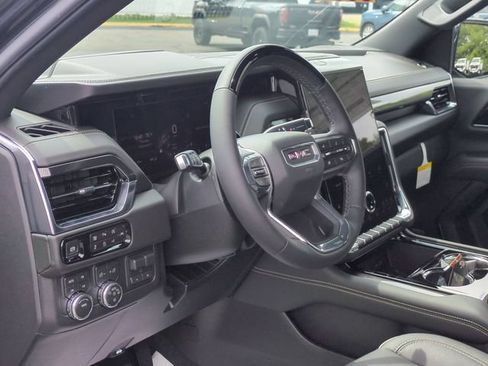 New 2026 GMC Yukon Elevation AWD/4WD image 14