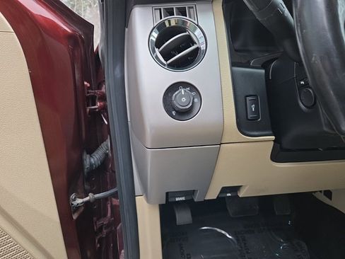 Used 2017 Ford Expedition EL Limited w/ Equipment Group 301A image 14