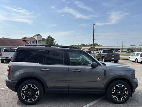 Used 2023 Ford Bronco Sport Outer Banks w/ Tech Package AWD/4WD image 7