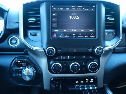 Used 2019 RAM 1500 Laramie image 18