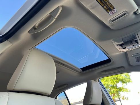 Used 2016 Lexus CT 200h w/ Navigation Package FWD image 51