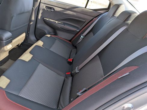 New 2025 Nissan Versa SR w/ Trunk Package image 27