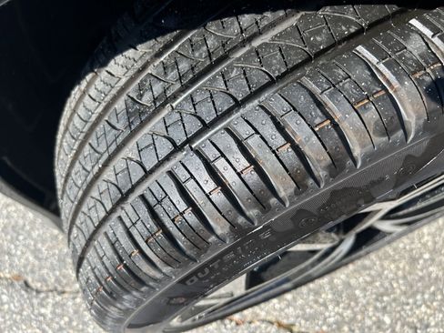 Used 2024 Hyundai Ioniq 6 SEL image 13