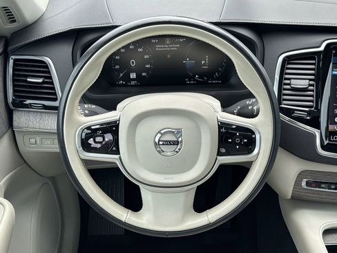 Used 2022 Volvo XC90 T8 Inscription w/ Advanced Package AWD/4WD image 25