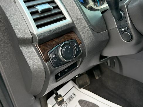 Used 2013 Ford Explorer Limited AWD/4WD image 24