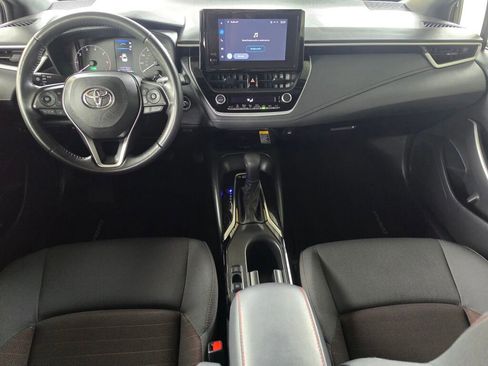 Used 2024 Toyota Corolla SE w/ SE Package FWD image 18