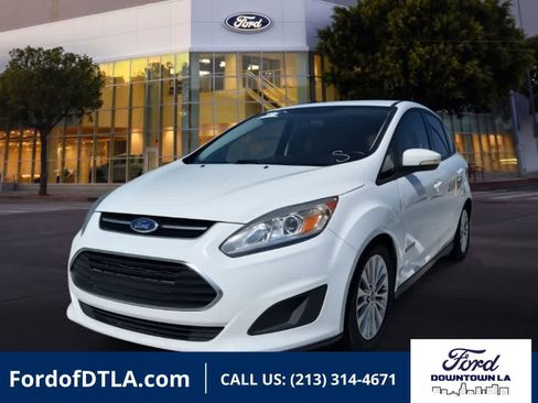 Used 2017 Ford C-MAX SE w/ Cargo Management Package FWD image 1