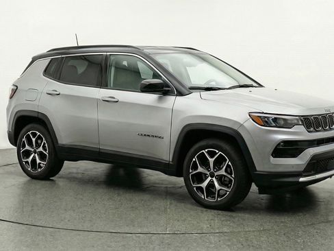 Used 2025 Jeep Compass Limited AWD/4WD image 1