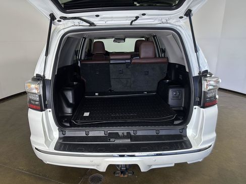 Used 2022 Toyota 4Runner Limited AWD/4WD image 12