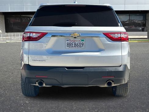 Used 2020 Chevrolet Traverse LS FWD image 8