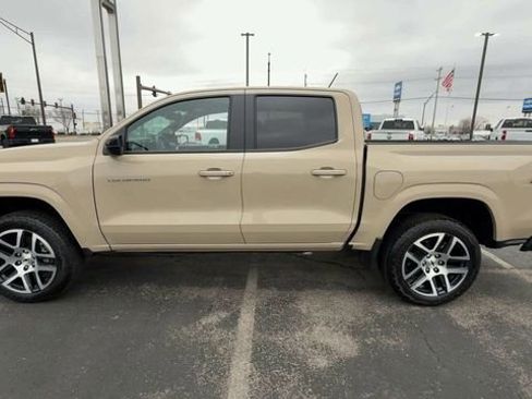 Used 2024 Chevrolet Colorado Z71 w/ Z71 Convenience Package 2 image 5