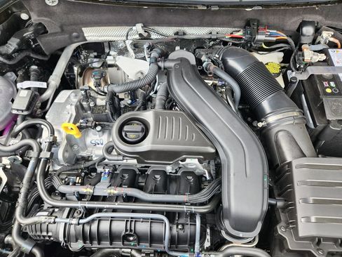 New 2026 Volkswagen Taos SEL AWD/4WD image 19