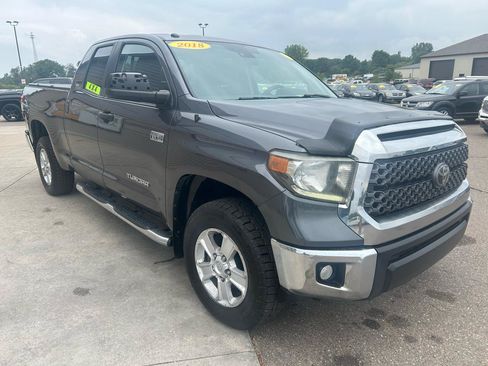 Used 2018 Toyota Tundra SR5 AWD/4WD image 3