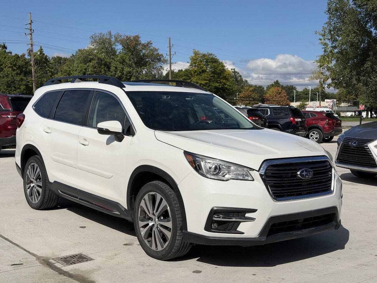 Used 2019 Subaru Ascent Limited AWD/4WD image 3