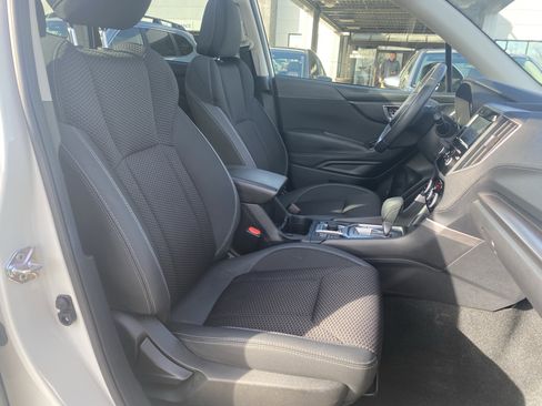 Used 2023 Subaru Forester Premium image 24