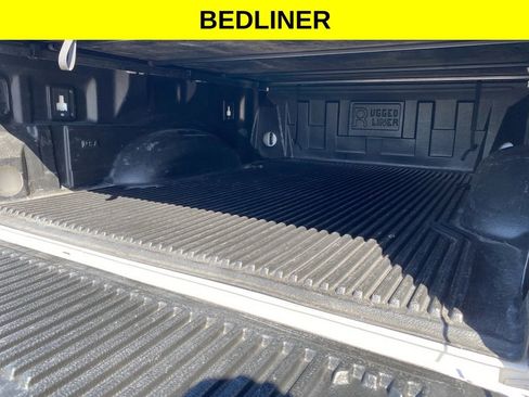 Used 2022 Ford F250 XLT w/ XLT Value Package AWD/4WD image 10