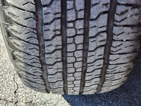 Used 2024 RAM 1500 Laramie AWD/4WD image 11