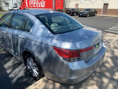 Used 2011 Honda Accord EX-L image 5
