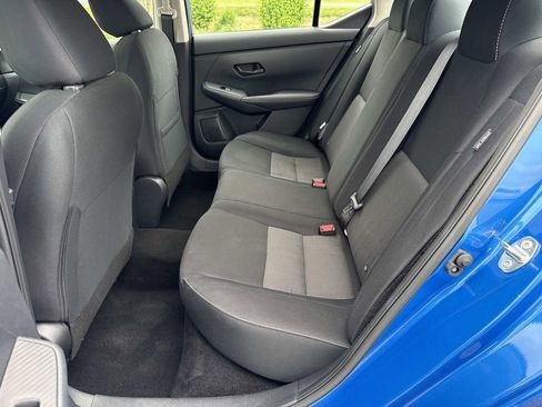 Used 2024 Nissan Sentra SV FWD image 23