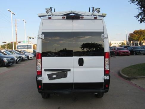 Used 2024 RAM ProMaster 2500 w/ Safety Group image 11