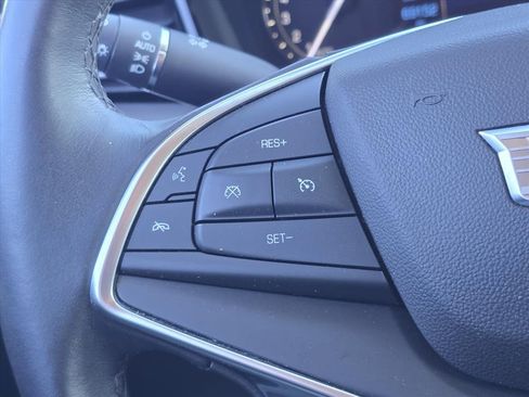 Used 2017 Cadillac XT5 Luxury w/ Driver Awareness Package image 20