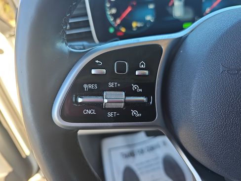 Used 2020 Mercedes-Benz GLE 450 4MATIC image 18