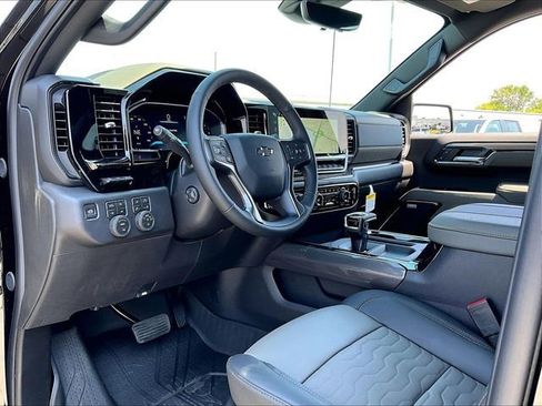 New 2026 Chevrolet Silverado 1500 ZR2 AWD/4WD image 8