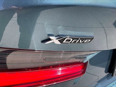 Used 2020 BMW 330i xDrive Sedan w/ Premium Package AWD/4WD image 8