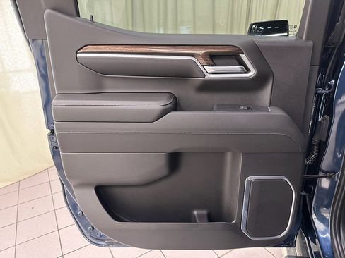 Certified 2022 Chevrolet Silverado 1500 LT image 38