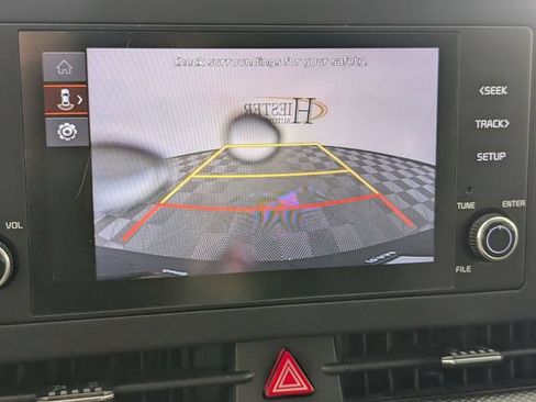 Used 2024 Kia Sportage LX FWD image 20