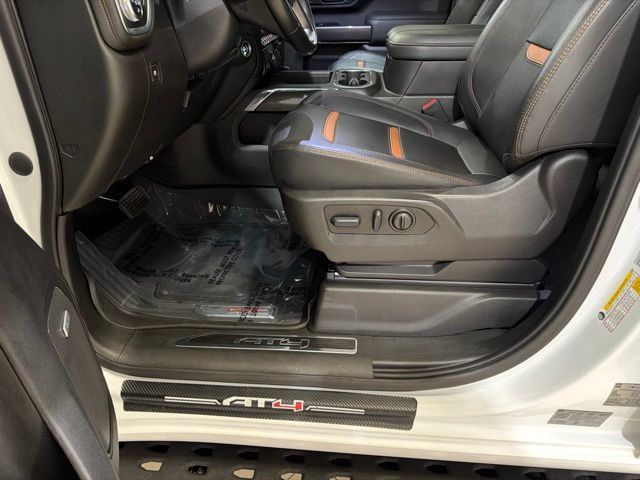 Used 2023 GMC Sierra 2500 AT4 w/ AT4 Preferred Package AWD/4WD image 11