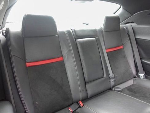 Used 2013 Dodge Challenger SRT8 w/ Harman Kardon Audio Group image 17