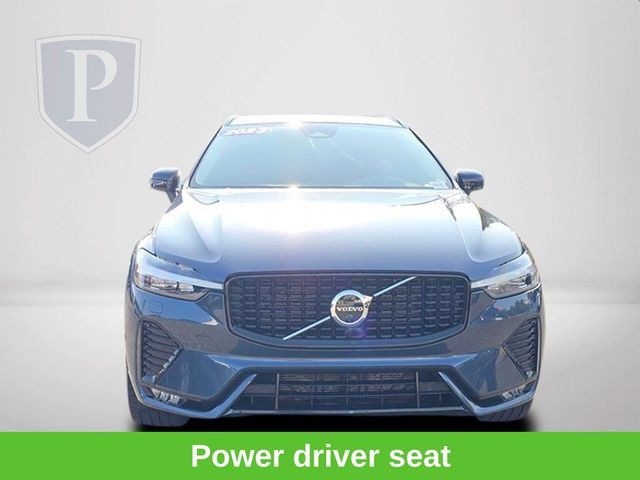 Used 2023 Volvo XC60 B5 Plus w/ Climate Package AWD/4WD image 14