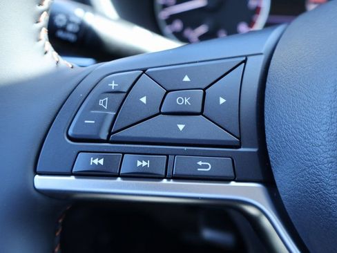 New 2025 Nissan Sentra SR image 10